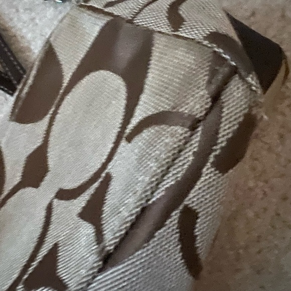 Brown coach bag in great condition - Picture 5 of 9